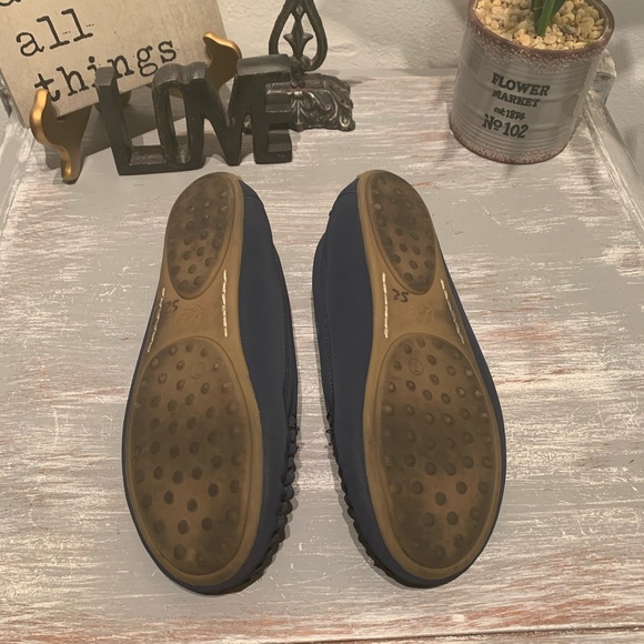 Lucky brand ‘Aninah’ Navy blue tan slip on moccasins flats 7M - Picture 4 of 6